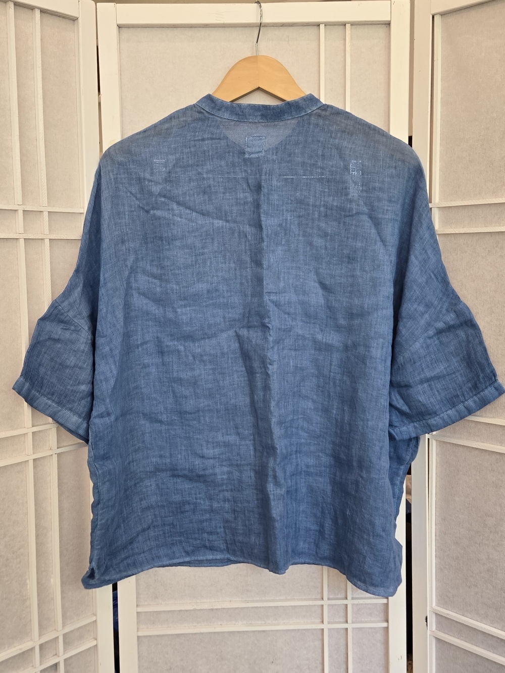 120% Lino Relaxed Indigo Button-Front Linen Shirt - Picture 5 of 10
